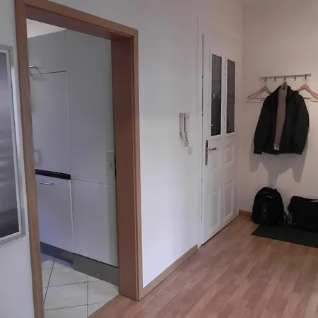 Altbau Im Trendigen Alt-lindenau - Kostenlos! *